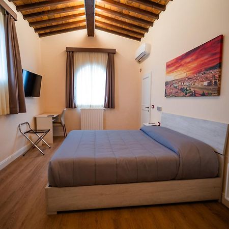 Marco'S Way Hotel Флоренция Екстериор снимка