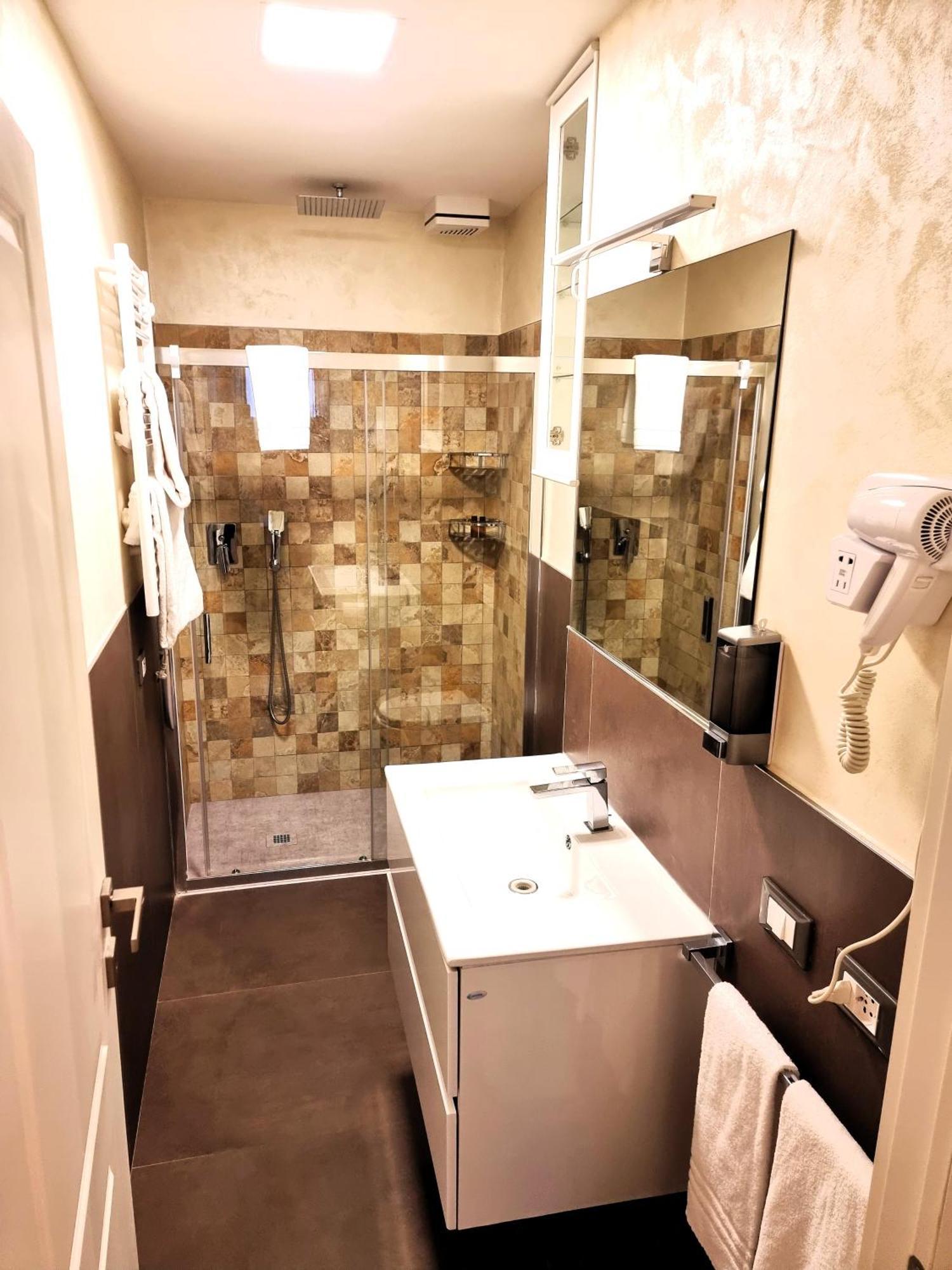 Marco'S Way Hotel Флоренция Екстериор снимка