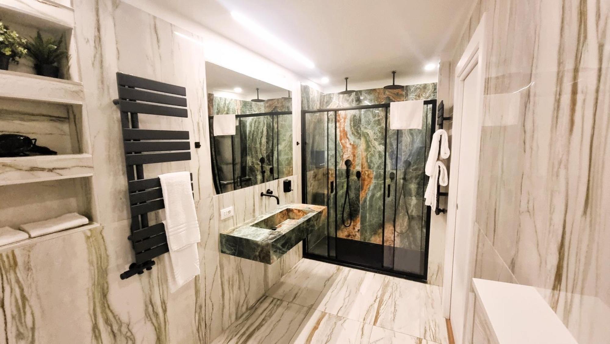 Marco'S Way Hotel Флоренция Екстериор снимка